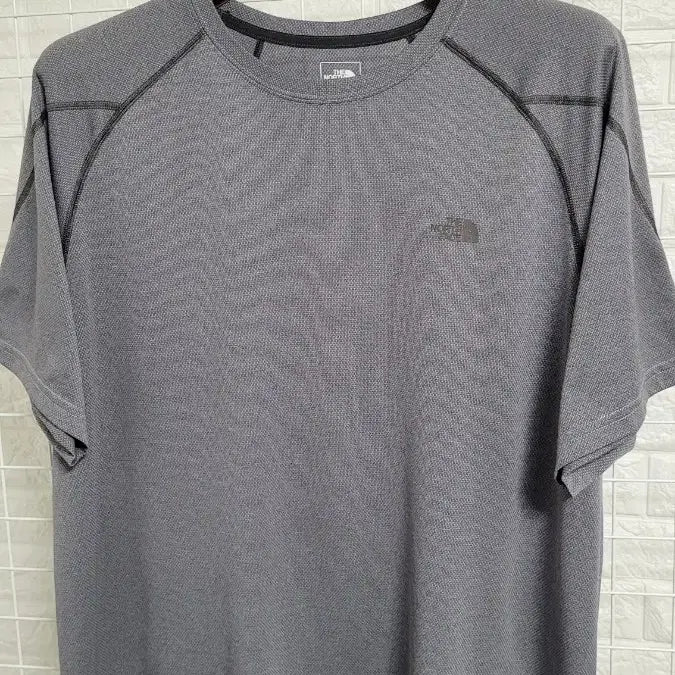 [BUNJANG] The North Face Charcoal Grey FlashDry T-Shirt XXL / [XXL]노스페이스 챠콜그레이 플래시드라이 기능성반판티셔츠 황금XXL
