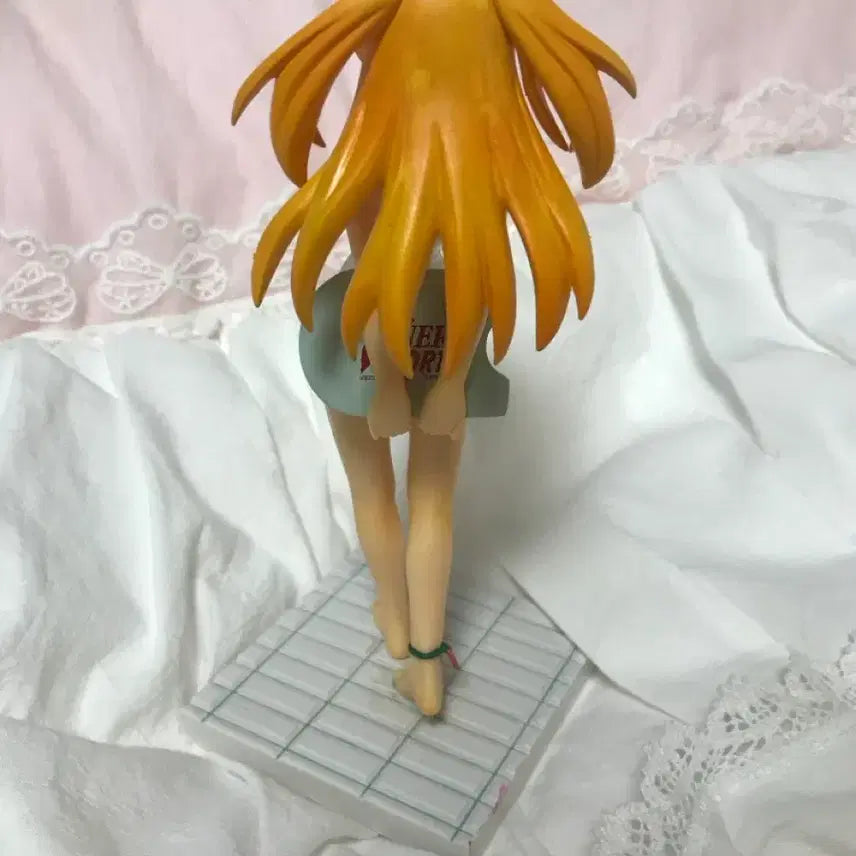 [BUNJANG] Vintage Evangelion Asuka Langley Soryu Swimsuit Figure / 에반게리온 고전 아스카 수영복 피규어 고전미소녀