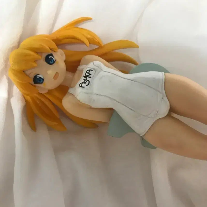 [BUNJANG] Vintage Evangelion Asuka Langley Soryu Swimsuit Figure / 에반게리온 고전 아스카 수영복 피규어 고전미소녀