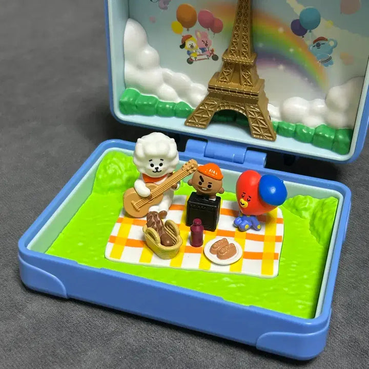 [BUNJANG] BT21 Paris Travel Mini Figure Set / bt21 트래블 피규어 미니 세트 파리 paris bts