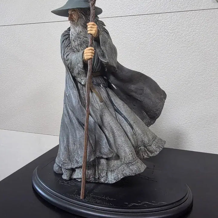 [BUNJANG] Weta Gandalf the Grey Statue Limited Edition (549/1000) / Weta 호빗 간달프 더 그레이 스태츄 한정판 549/1000 풀박