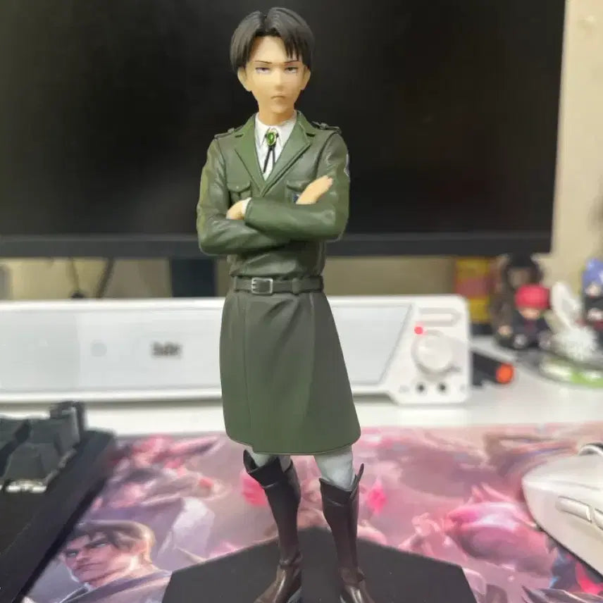 [BUNJANG] Popup Parade Levi Figure / 팝업퍼레이드 리바이 피규어