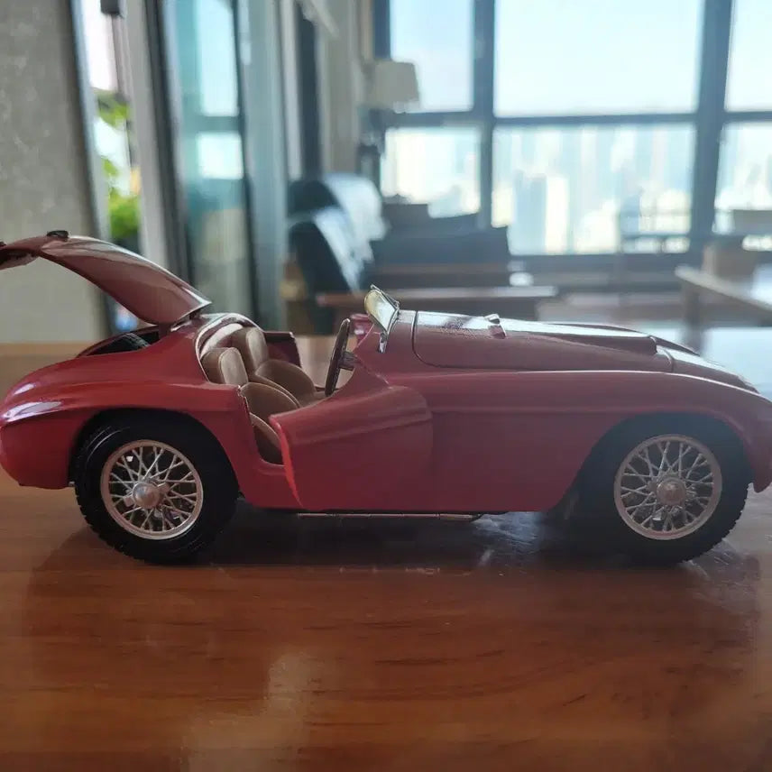 [BUNJANG] Hot Wheels 1/18 Scale Diecast Ferrari Model Car / hot wheel 1/18  다이캐스트
