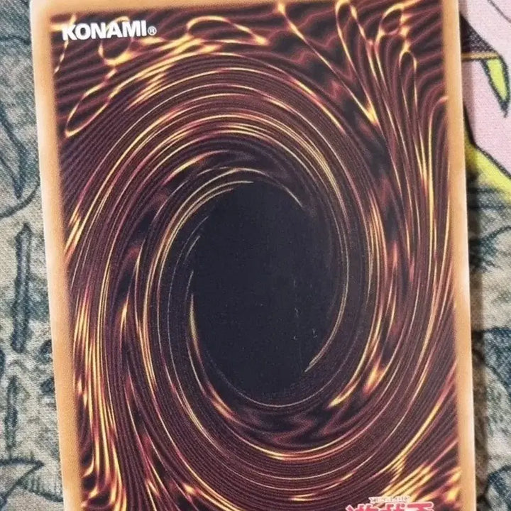 [BUNJANG] Yu-Gi-Oh! Scarlet Supernova Dragon 20th Anniversary Secret Rare LGB1-JP021 Japanese Edition / 스카레드슈퍼노바드래곤 20주년시크릿레어 LGB1-JP021 일본판 유희왕