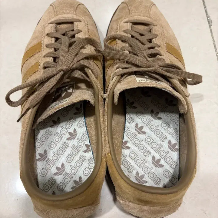 [BUNJANG] Adidas Tobacco Pantone Mesa Sneakers (255) / 아디다스 토바코 팬톤 메사 255