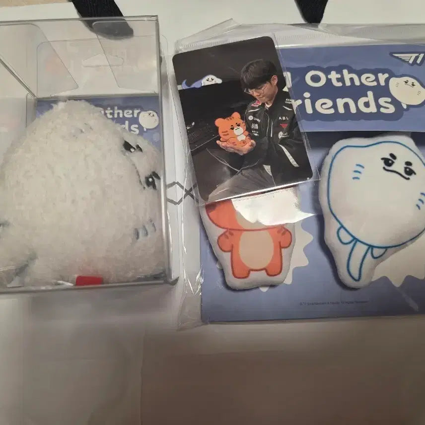 [BUNJANG] T1 Faker Other Friends Doll + Photocard Set / T1 Other Friends 인형 + 포토카드 세트  오너