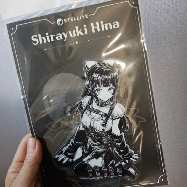 [BUNJANG] Stellive Hina Monochrome Acrylic Stand / 스텔라이브 히나 어크릴 스탠드