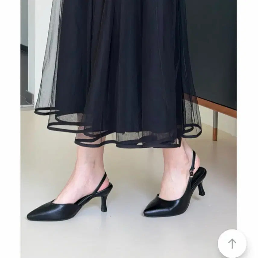 [BUNJANG] 245 Black Slingback Shoes with Wide Fit / 유엠  245, 발볼 늘림 검은색 슬링백 구두