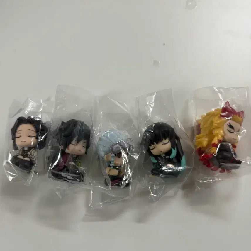 [BUNJANG] Demon Slayer Shoulder Hugger Figure Bundle Set / 귀멸의칼날 어깨쿵 피규어 일괄판매