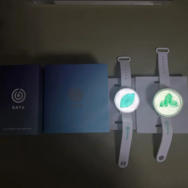 [BUNJANG] Day6 Made Watch 1 &amp; 2 Bundle Set / 데이식스 마데워치1 마데워치2 일괄판매
