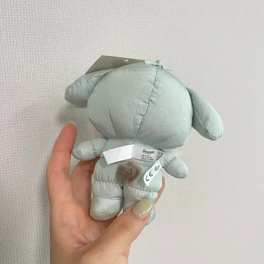 [BUNJANG] Sanrio Pochacco Plush Charm / (새상품) 산리오 푹신푹신 패딩 윈터 포챠코 마스코트 인형키링