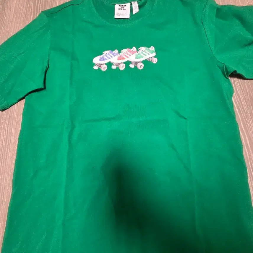 [BUNJANG] Adidas Green Short Sleeve T-Shirt / 새상품) 아디다스 Green 반팔티 팝니다.