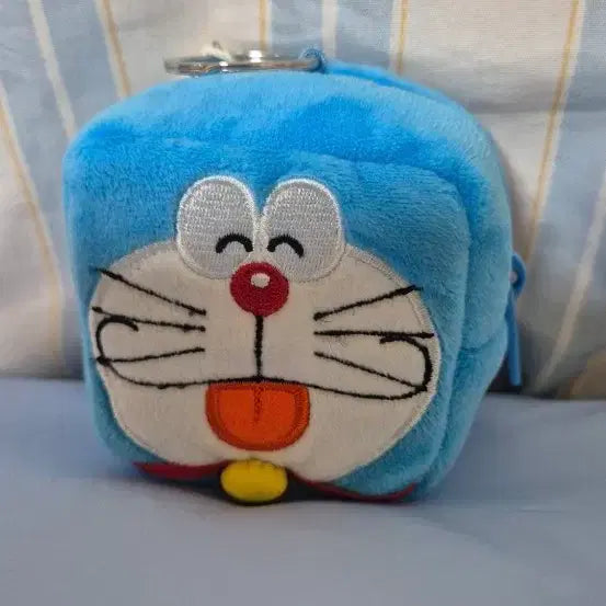 [BUNJANG] Doraemon Cube Coin Purse Keychain / 도라에몽 큐브지갑키링 새상품