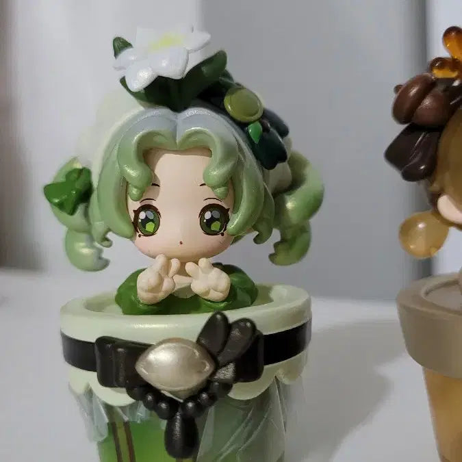[BUNJANG] Re:Zero Emilia Miracle Garden Figure / 에밀리아 미라클 가든 피규어