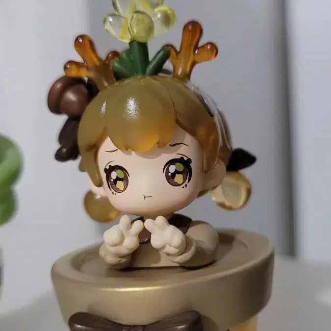 [BUNJANG] Re:Zero Emilia Miracle Garden Figure / 에밀리아 미라클 가든 피규어