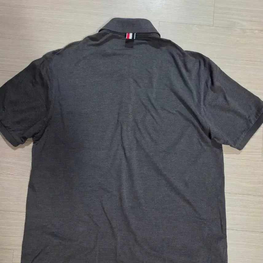[BUNJANG] Thom Browne Dark Grey Pique Polo Shirt / [Thom Browne] 톰브라운 다크 그레이 피케 폴로 셔츠