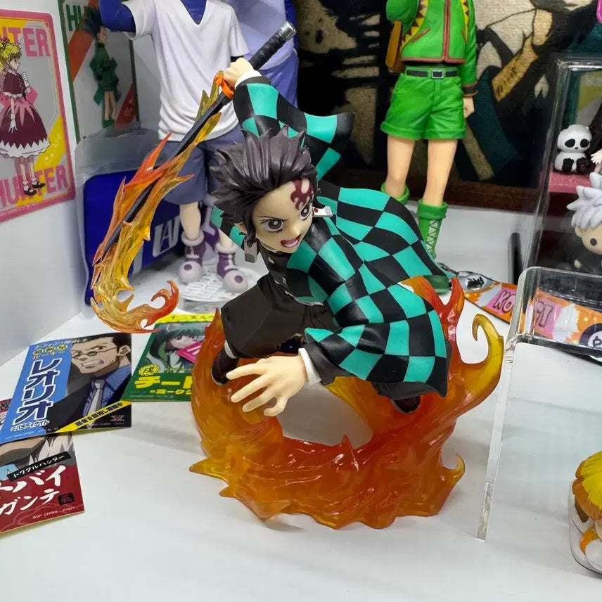 [BUNJANG] Demon Slayer Tanjiro &amp; Akaza Figure Bundle / 귀멸의 칼날 탄지로 아카자 피규어 일괄