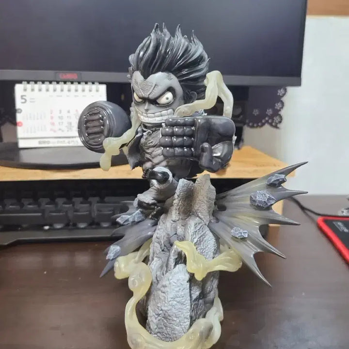 [BUNJANG] Top Gear 4 Luffy Resin Figure / top 기어 4 루피 원피스 레진 피규어