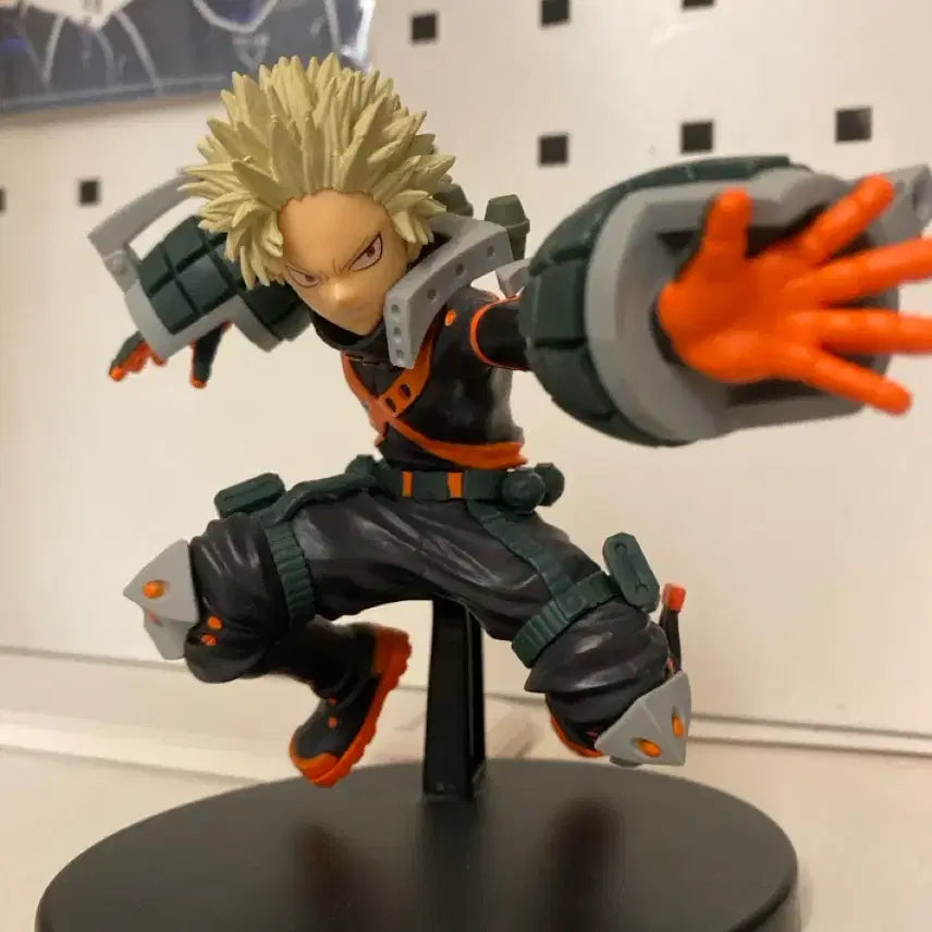 [BUNJANG] Bandai Katsuki Bakugo Figure / 나의 히어로 아카데미아 바쿠고 반다이 피규어