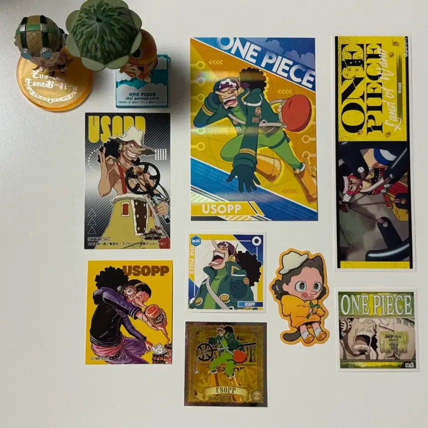 [BUNJANG] One Piece Usopp Figure, Card, Sticker, and Goods Bundle Set / 원피스 우솝 피규어 카드 스티커 등 공식 비공식 굿즈 세트