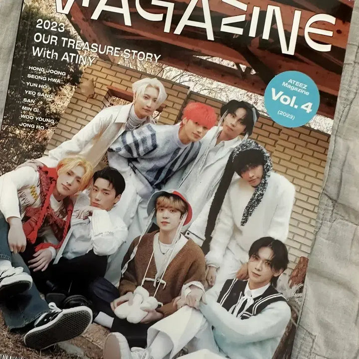 [BUNJANG] ATEEZ 2023 Membership Magazine / 에이티즈 ATEEZ 매거진 2023년 멤버십