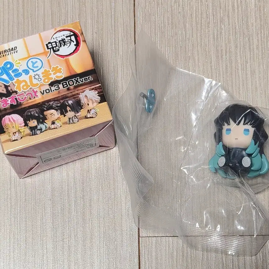 [BUNJANG] Demon Slayer Muichiro Tokito Spring Gacha Figure / 귀멸의 칼날 페탓토 태엽가챠 귀칼 피규어 무이치로