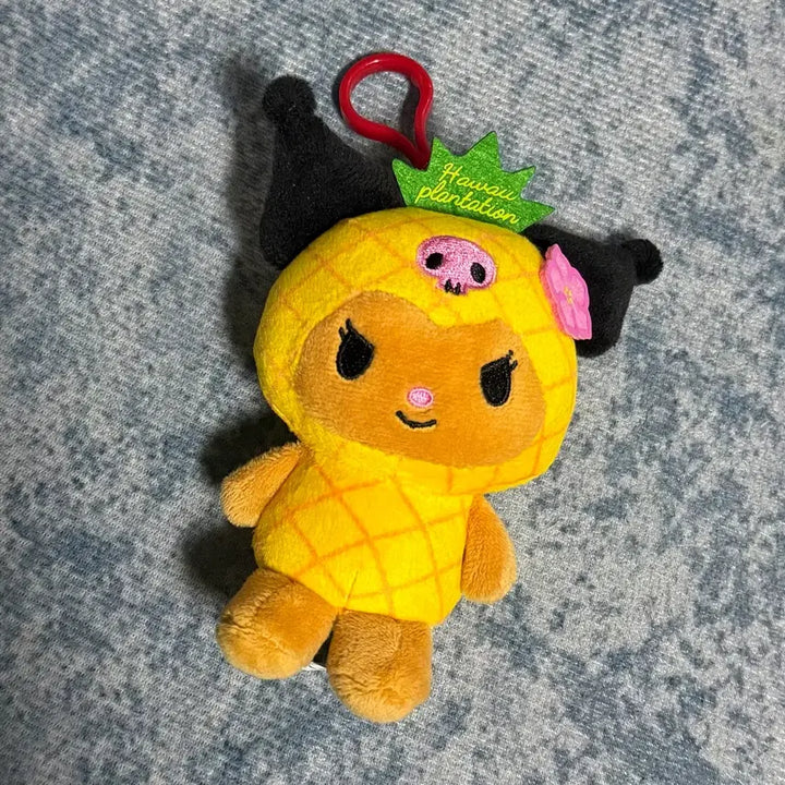 [BUNJANG] Sanrio Kuromi Pineapple Doll Keychain / 산리오 / 하와이 알로하 태닝 쿠로미 파인애플 인형 키링