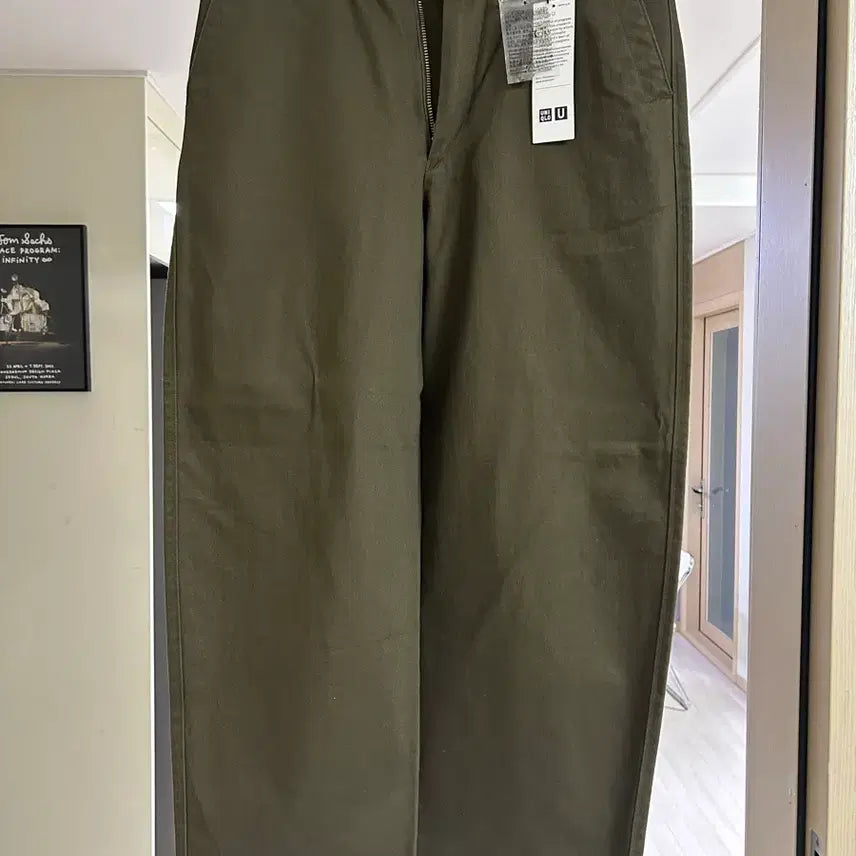 [SOLD OUT] 유니클로 와이드치노 30사이즈 (새제품)