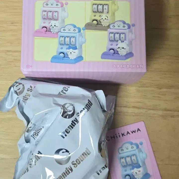 [BUNJANG] Chiikawa Munchakui Slot Machine Figure Hachiware (Unsealed) / 치이카와 먼작귀 슬롯머신 피규어 하치와레(단순 박스개봉)