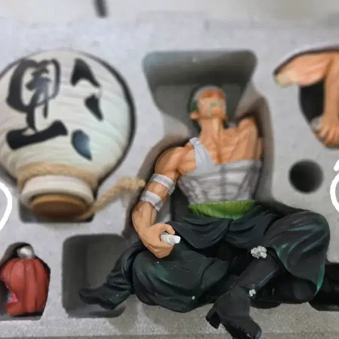 [BUNJANG] BT Studio Zoro Figure (One Piece) / 원피스 bt스튜디오 조로 피규어팝니다