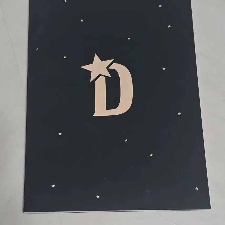 [BUNJANG] Musical December Program Book - Kim Junsu, Park Gun-hyung, Oh So-yeon, Kim Ye-won, Park Ho-san, Lee Chang-yong, Lee Chung-ju / 뮤지컬 디셈버 프로그램북 김준수 박건형 오소연 김예원 박호산 이창용이충주