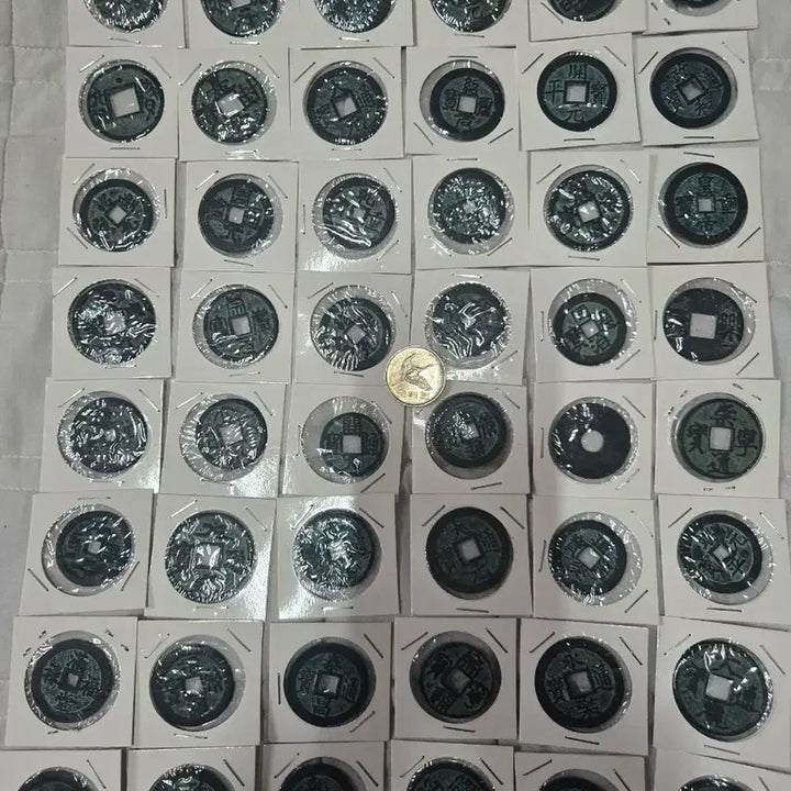 [BUNJANG] Chinese Coin Replicas (Set of 48) / 중국동전