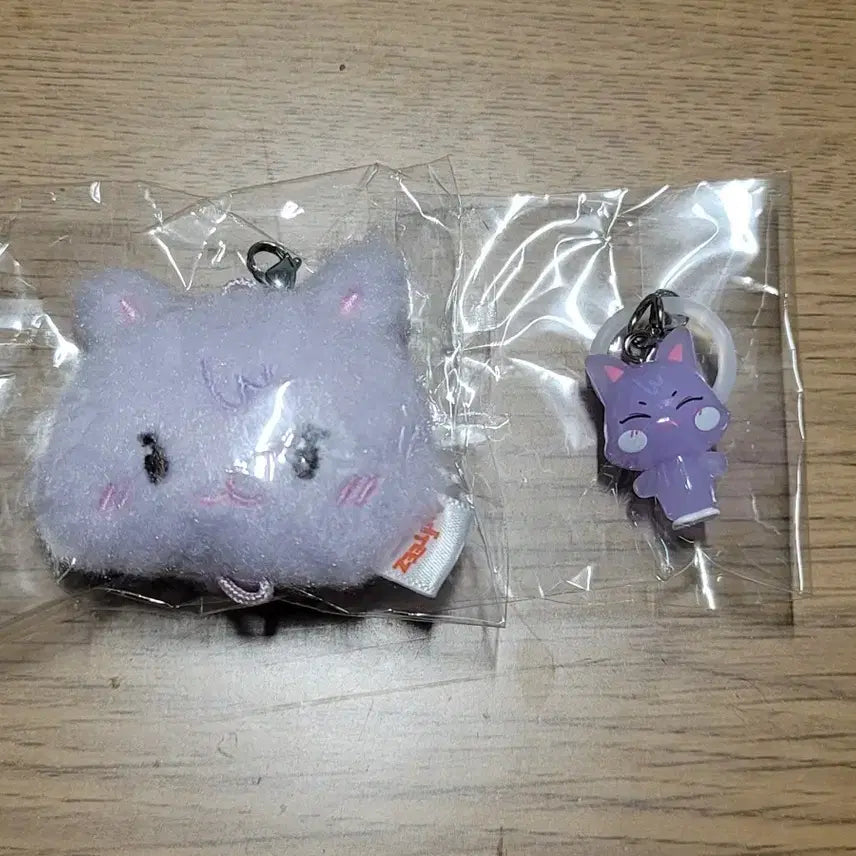 [BUNJANG] Anitiz Gacha String Charm Mascot Set Bundle / 애니티즈 가챠 줄줄이 키링 마스코트 참 산덕 세트 일괄