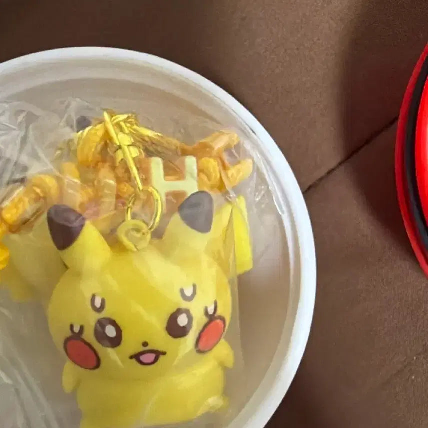 [BUNJANG] Ditto Transformation (Pikachu) String Keychain (Secret Version) / 메타몽 스트링 키링 시크릿(피카츄) 판매(미개봉)