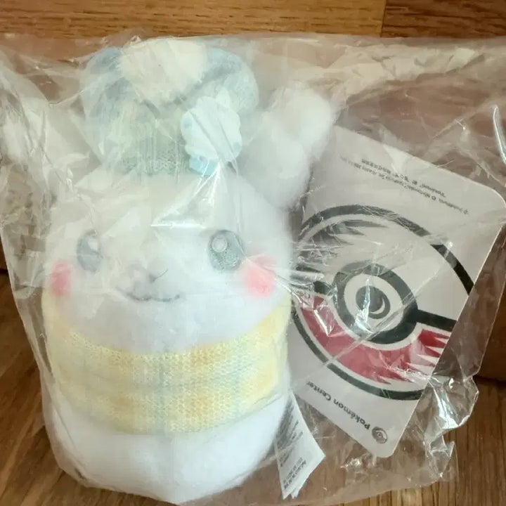 [BUNJANG] Pokemon Snowman Pikachu Plush (Japanese Version) / 포켓몬 스노우 눈사람 피카츄 인형(중포센버전)