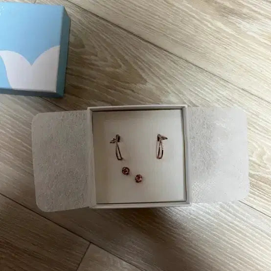 [BUNJANG] Tirr Rose Gold Cubic Ring Earrings / Tirr 링 귀걸이 로즈골드