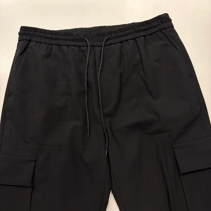 [BUNJANG] 20FW Juun.J Wool Blended Black Cargo Jogger Pants / [50] 20FW 준지 울 블렌디드 블랙 카고 조거팬츠 E38