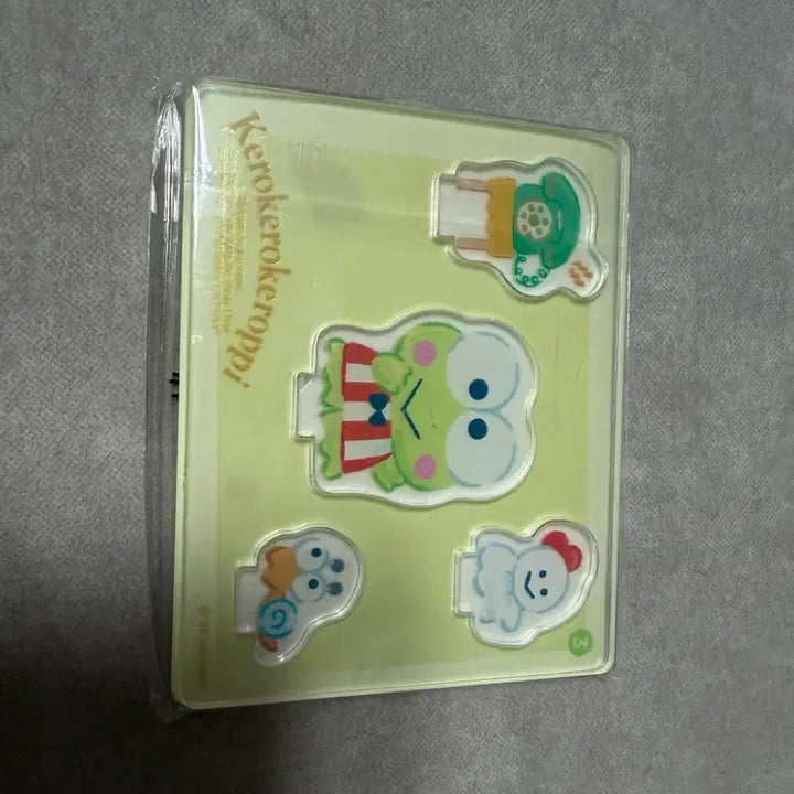 [BUNJANG] Sanrio Keroppi Acrylic Standee (Sealed) / 산리오 케로피 아크릴 미개봉