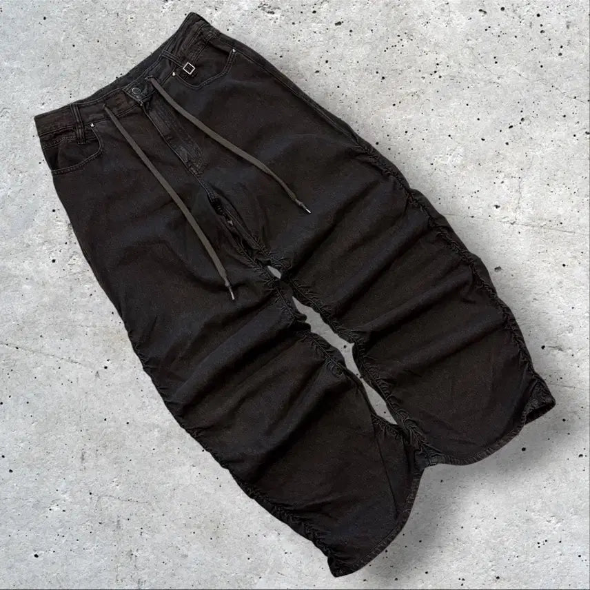 [BUNJANG] Wooyoungmi 24SS Black Shirring Detail Drawstring Denim Pants / [48] 24ss 우영미 블랙 셔링 데님 팬츠 E41