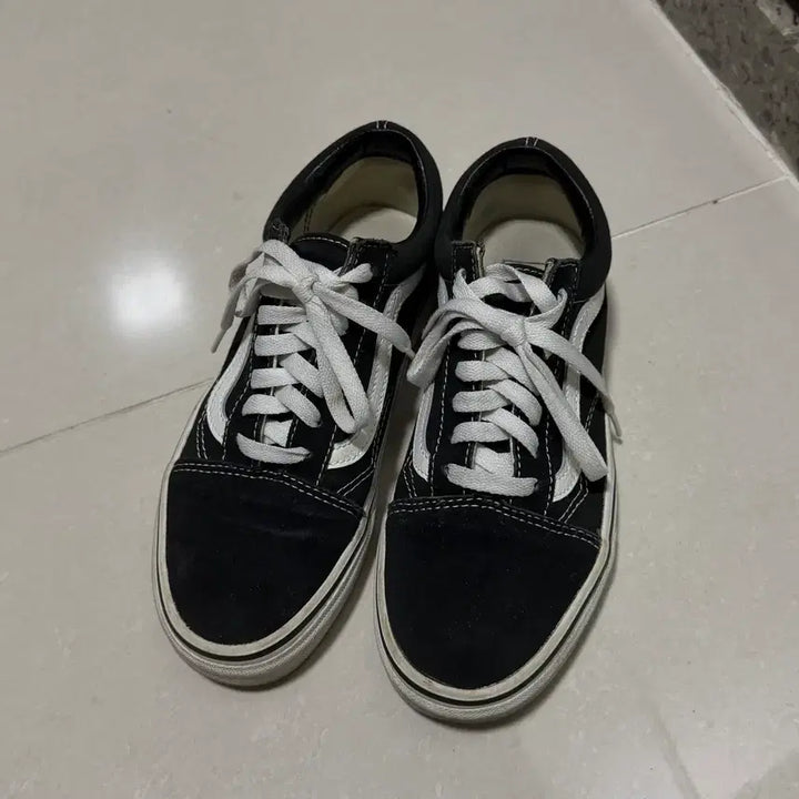 [BUNJANG] Vans Old Skool Core Classic Black Shoes / vans 반스 코어클래식 올드스쿨 블랙 230