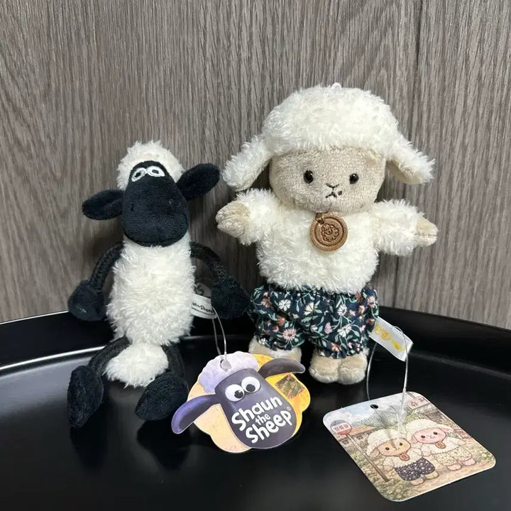 [BUNJANG] Sean The Sheep Yang Bok Soon Doll Keychain Set / (2개일괄) 숀더쉽 양복순 양 인형 키링 세트