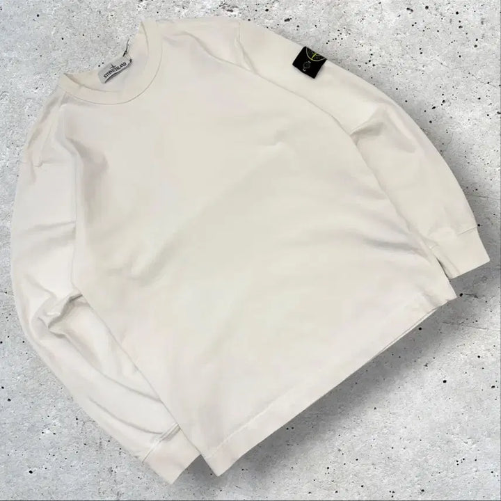 [BUNJANG] Stone Island 20SS White Long Sleeve T-Shirt / [M] 20ss 스톤아일랜드 화이트 긴팔 티셔츠 롱슬리브 E47