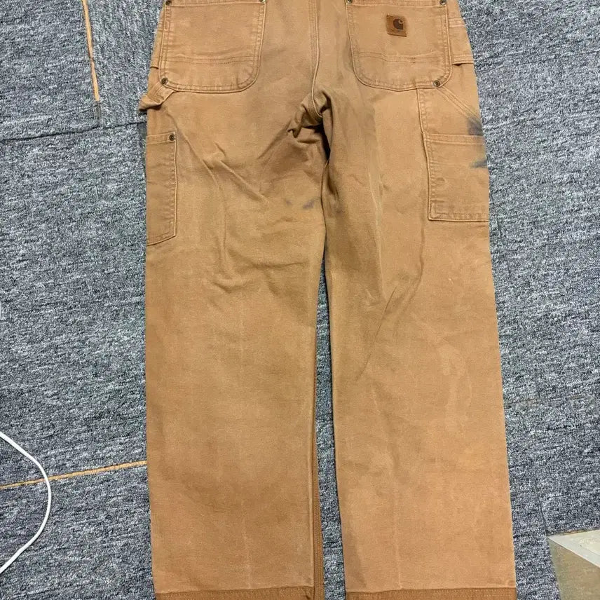 [SOLD OUT] 칼하트 더블니 카펜터 데님팬츠 30x30