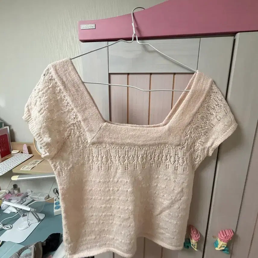 [BUNJANG] Brandy Melville Short-Sleeve Knit Top / 브랜디멜빌 반팔니트