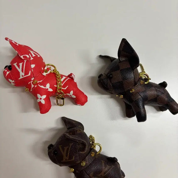 [BUNJANG] Louis Vuitton Dog Charm Keychain (Set of 3) / 루이비통 강아지 키링 3가지