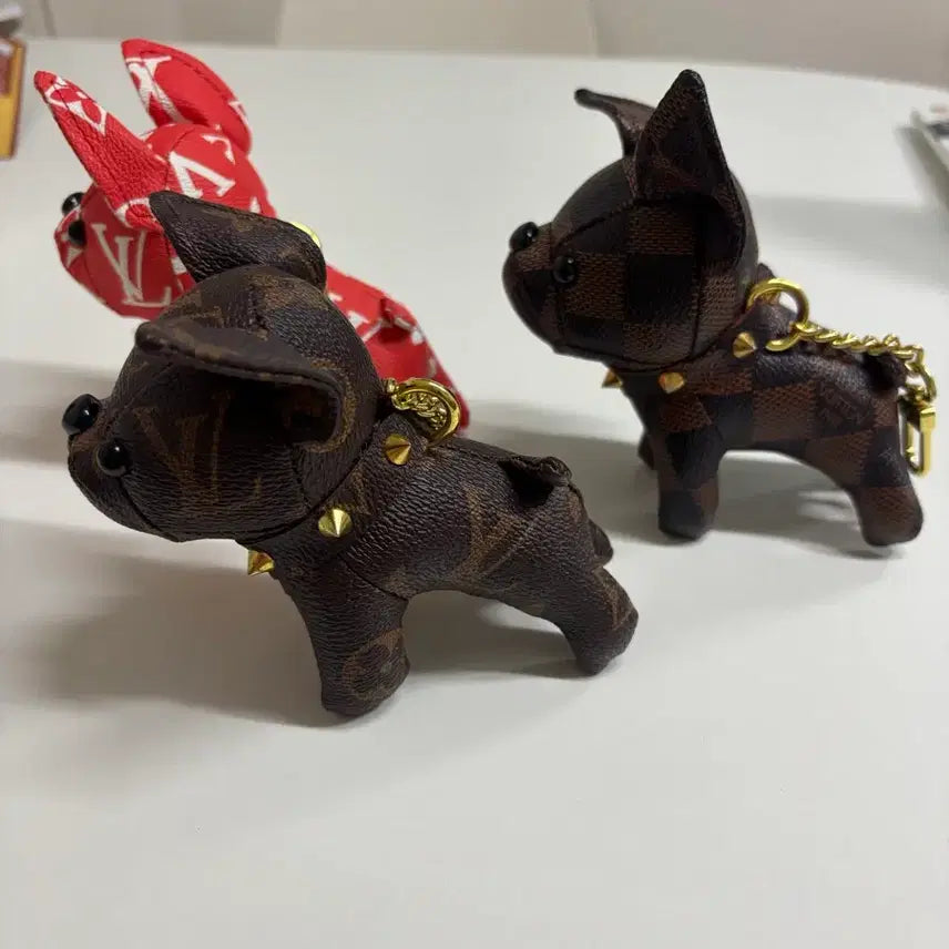 [BUNJANG] Louis Vuitton Dog Charm Keychain (Set of 3) / 루이비통 강아지 키링 3가지