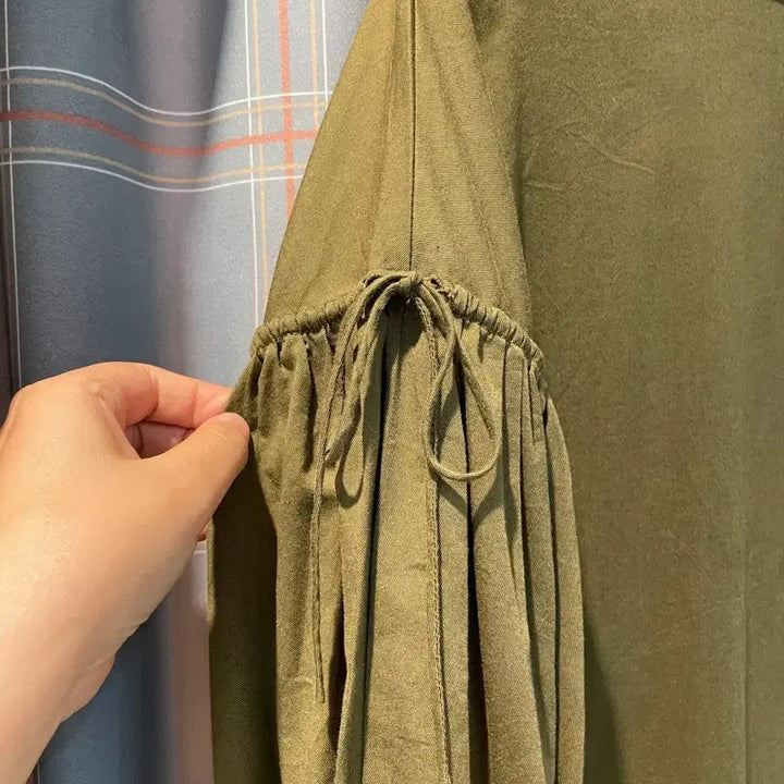 [BUNJANG] Niko and... Khaki Sleeve Detail Dress / Niko and 카키 소매디테일 원피스