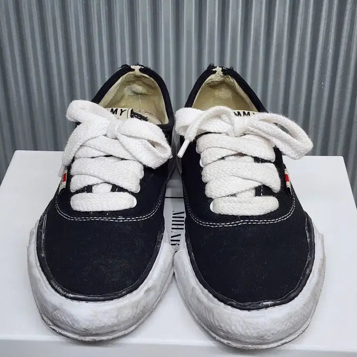 [BUNJANG] Maison Mihara Yasuhiro Peterson Low Black Canvas Sneakers EUR 41 / 260mm / 260mm / EUR41)메종 미하라 야스히로 베이커 로우 블랙 캔버스