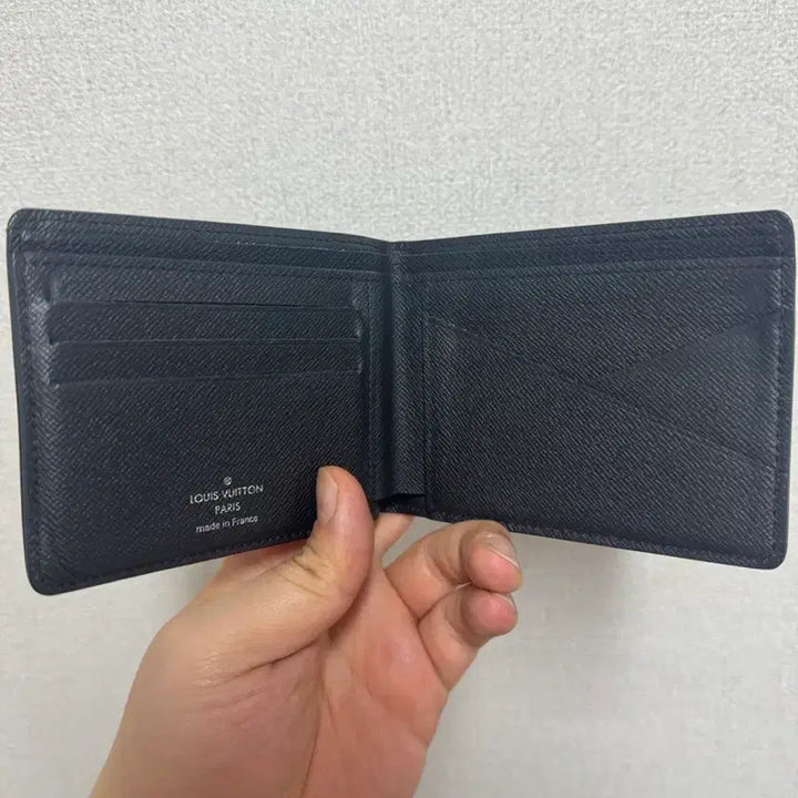 [BUNJANG] Louis Vuitton Taiga Men&