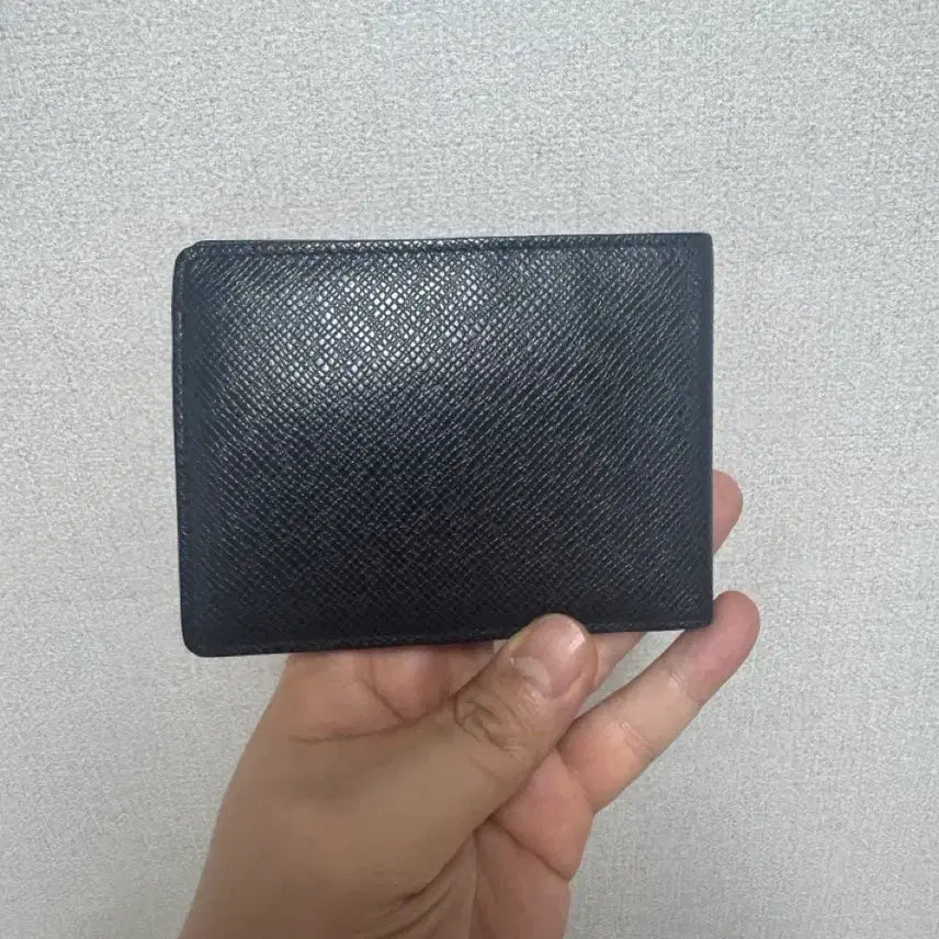 [BUNJANG] Louis Vuitton Taiga Men&